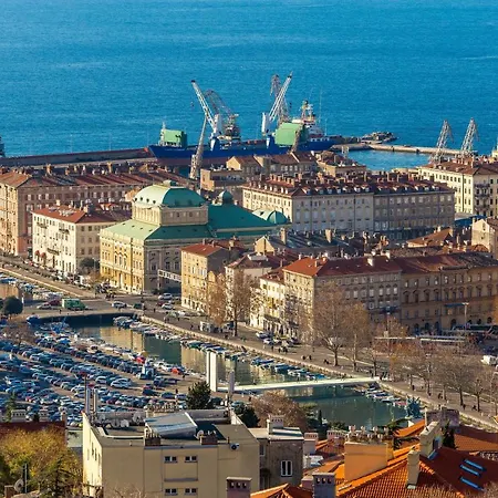 Apartment Apartman Altamar Rijeka